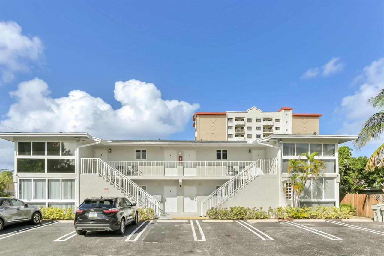 Bright Pompano Beach With Pool Access ภายนอก รูปภาพ